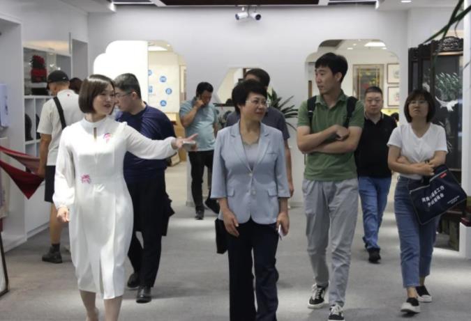一涵汴绣 一涵汴绣